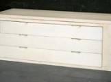 Montalcino predalnik za garderobo white
